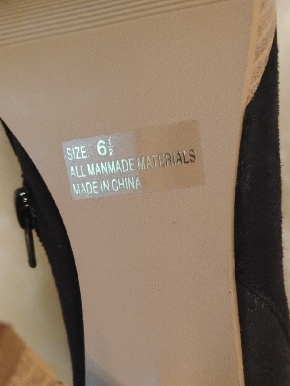 Shoes - Picture 2 of 4
